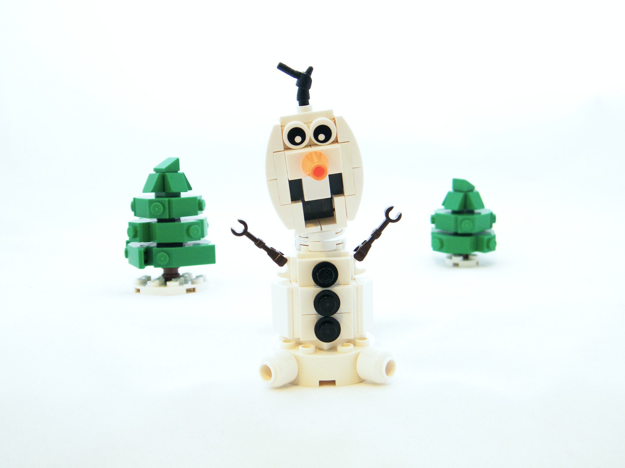 lego-snowman