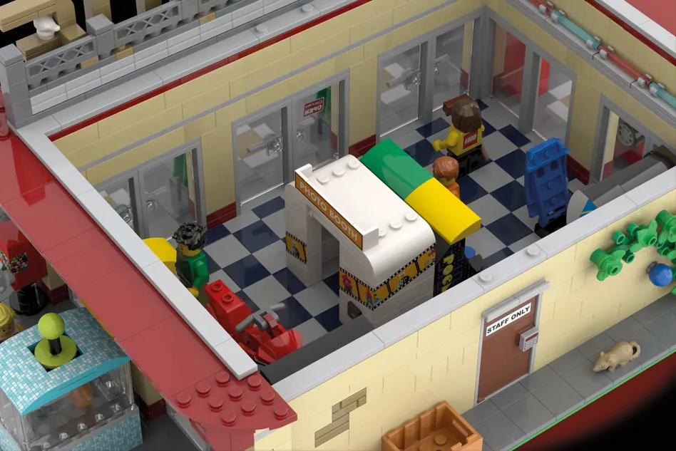 LEGO Ideas Retro Arcade 7