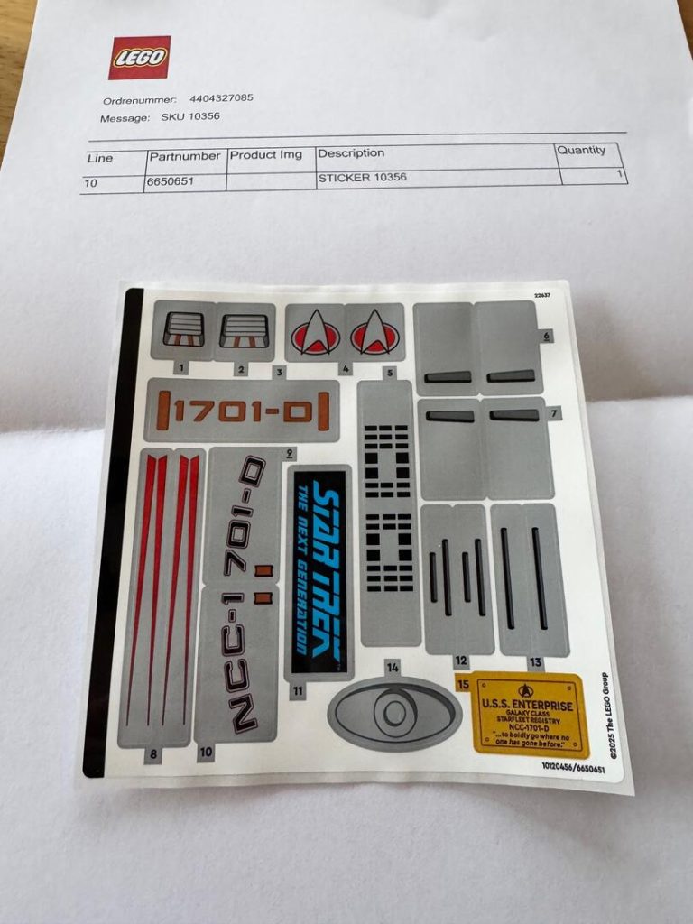 JOHN MORIARTY LEGO Star Trek 10356 USS Enterprise Ersatzaufkleberbogen 2 1 768x1024