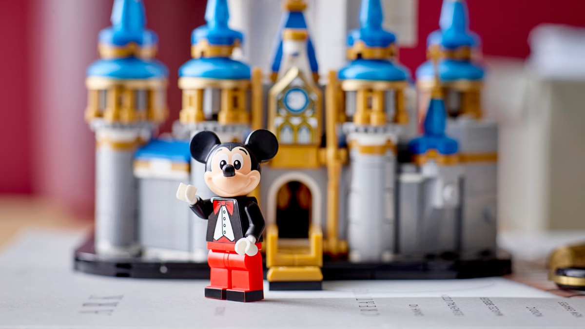 Mystery LEGO Disney set among four new 2023 promos listed online