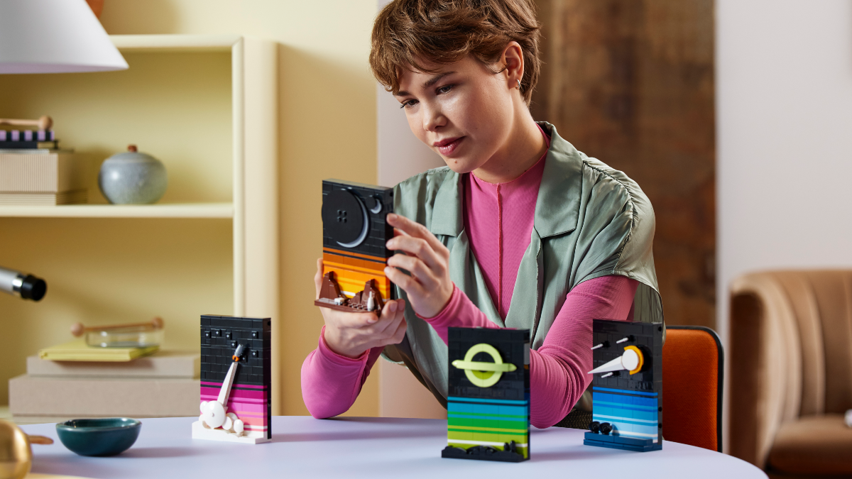 LEGO Ideas 21340 Tales of the Space Age officially revealed