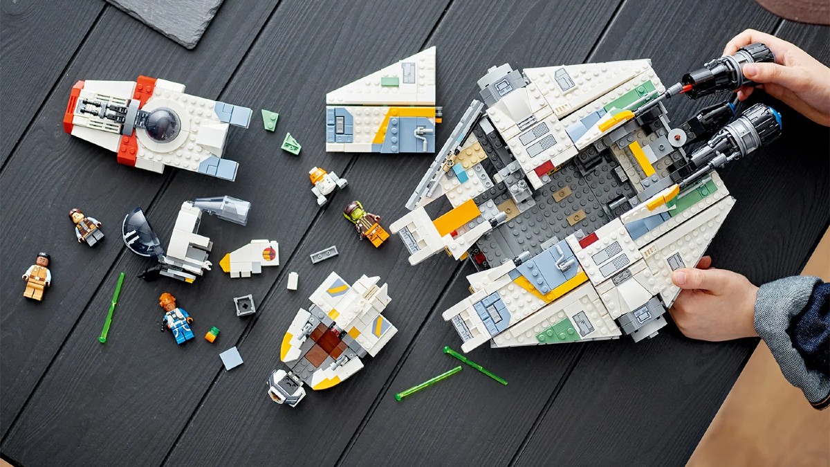 Who's who in LEGO Star Wars 75357 Ghost & Phantom II