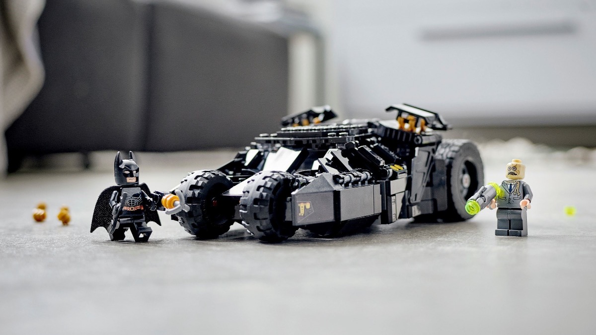 LEGO Batman 76239 Batmobile Tumbler: Scarecrow Showdown retires early