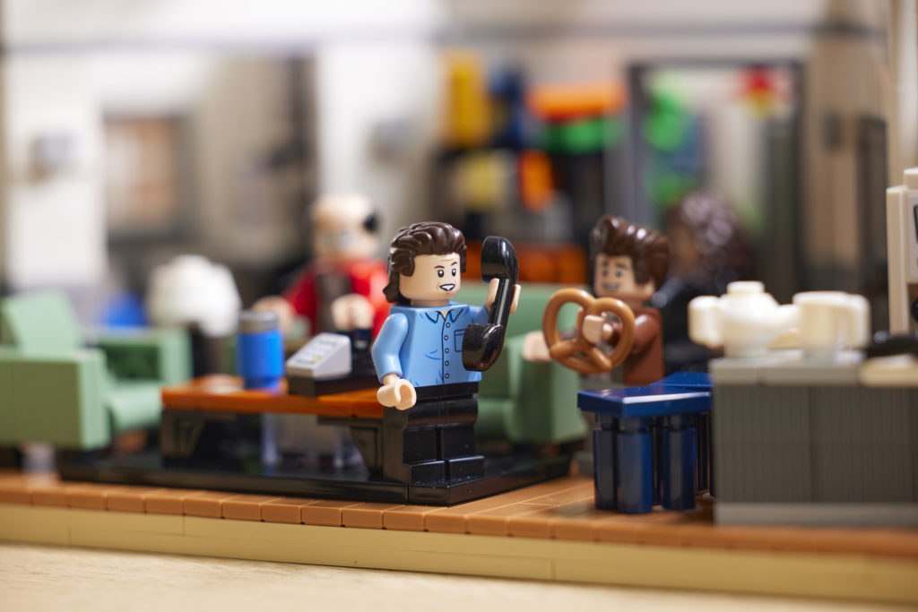 LEGO Ideas 21328 Seinfeld 22