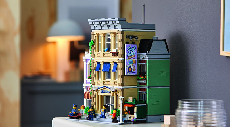 The five largest LEGO modular buildings