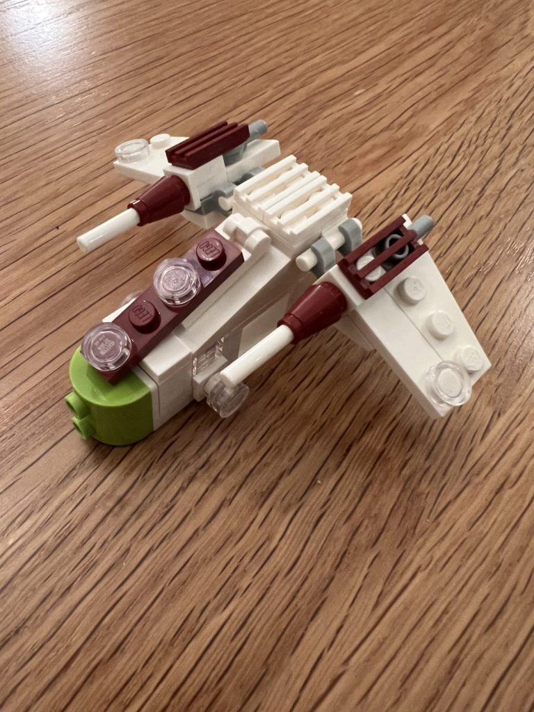 LEGO Star Wars Magazine Republic Gunship sets