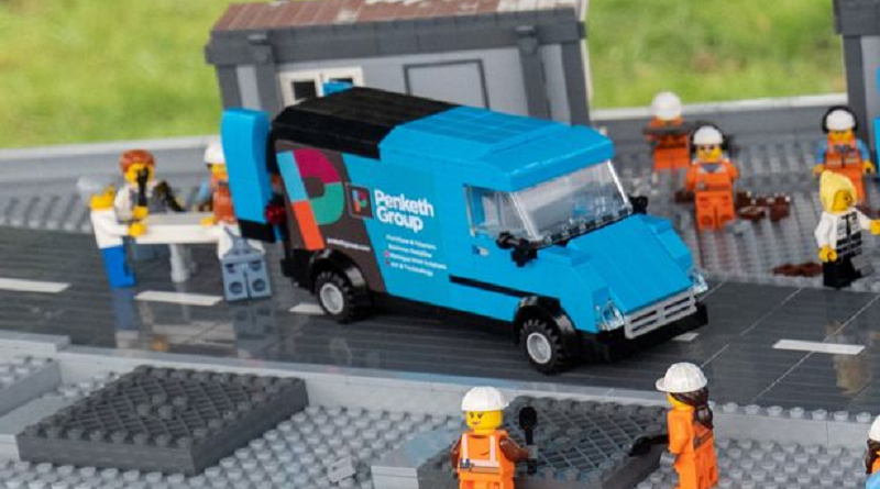 The Big LEGO Brick Hospital receives a £1,000 donation
