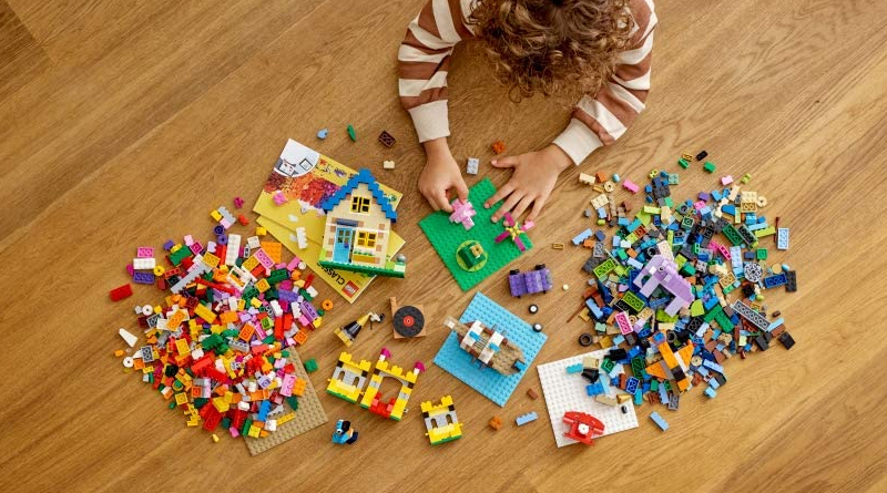Double VIP points on LEGO Classic 11717 Bricks Bricks Plates