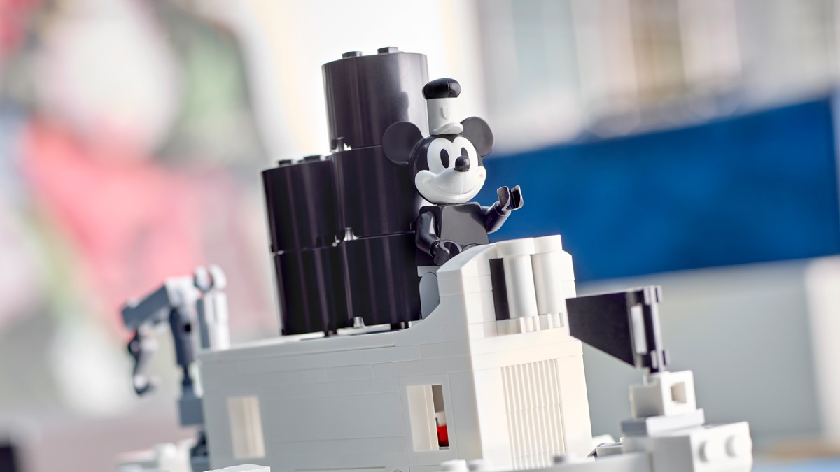 LEGO Disney Steamboat Willie GWP sails beyond LEGO.com