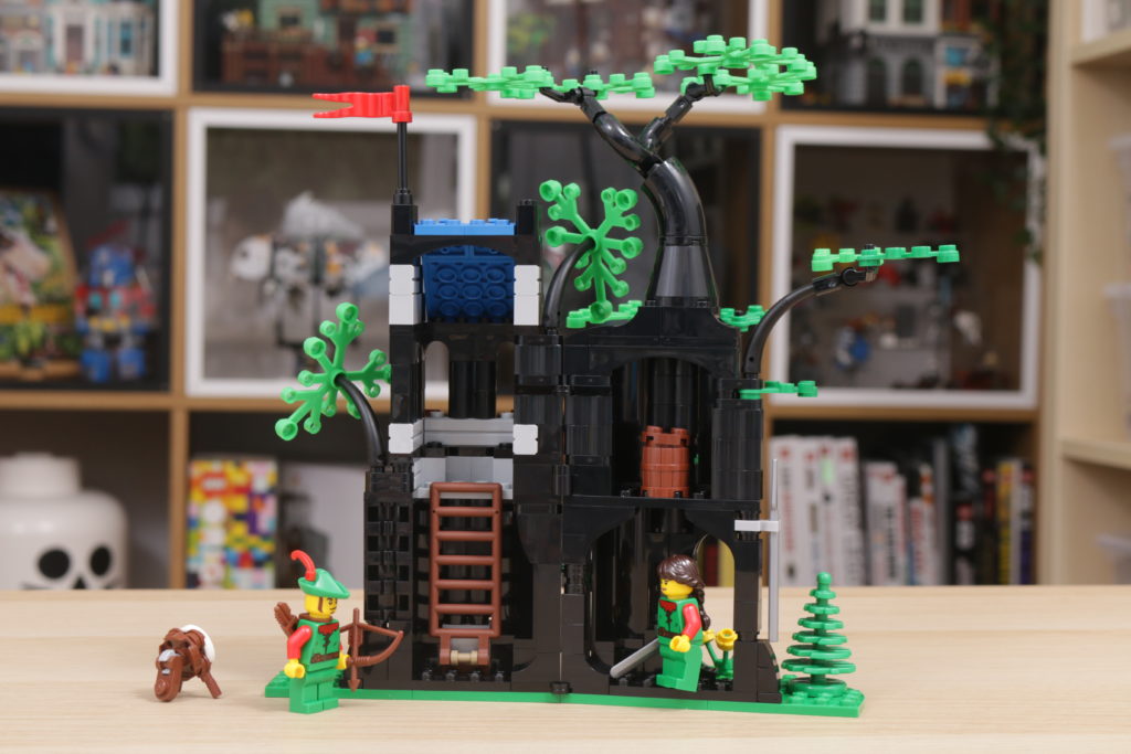 LEGO Castillo 40567 Escondite en el Bosque (regalo con la compra) - Reseña 22 1024x683
