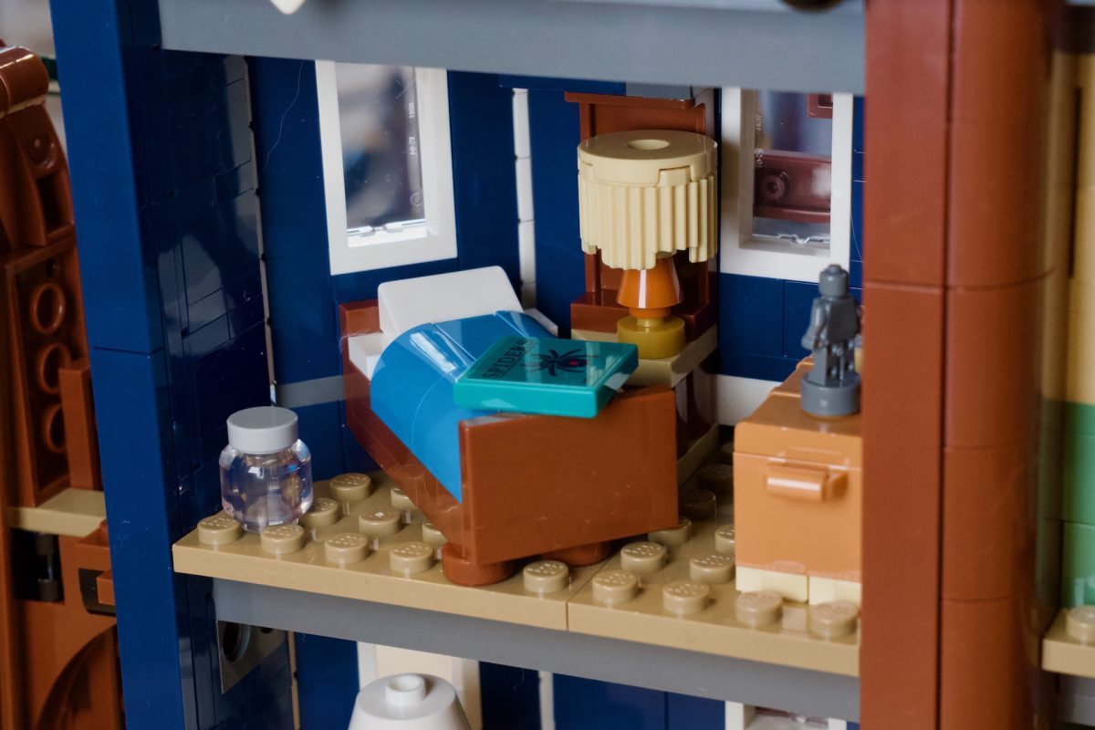 Iconos LEGO 11370 Stranger Things Reseña de Creel House 21 1200x800