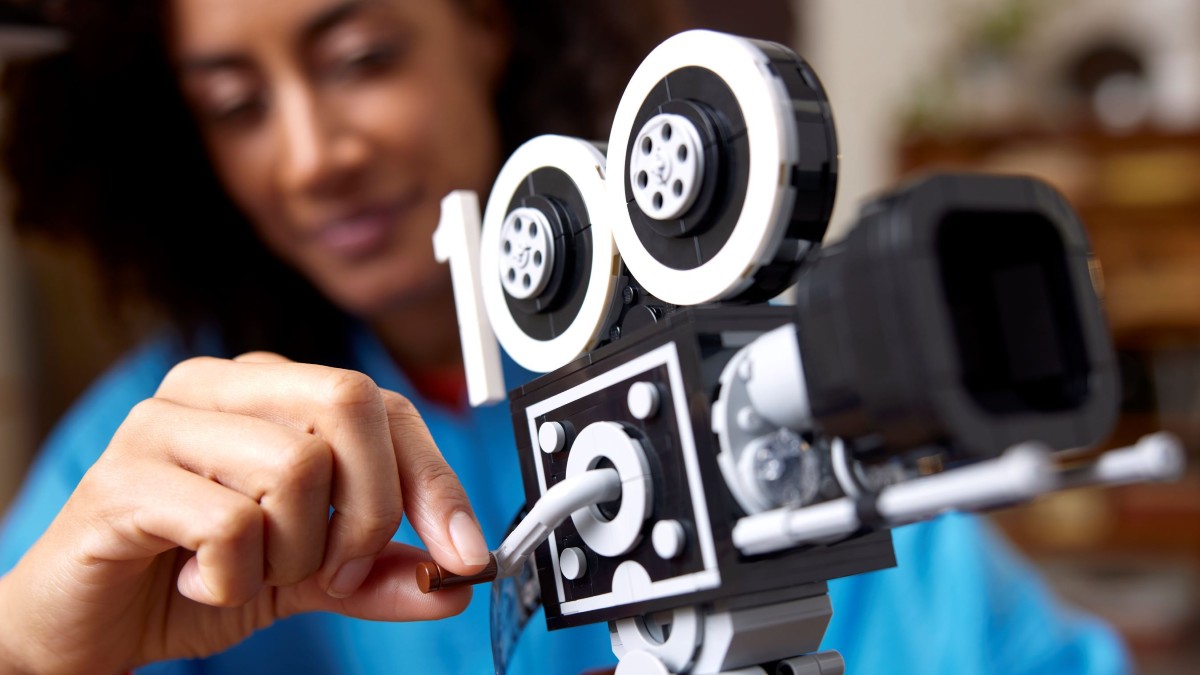 First look at LEGO Disney 43230 Walt Disney Tribute Camera 
