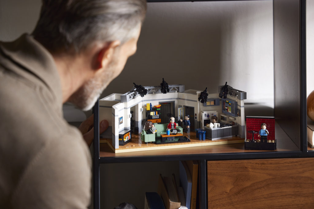 LEGO Ideas 21328 Seinfeld 31