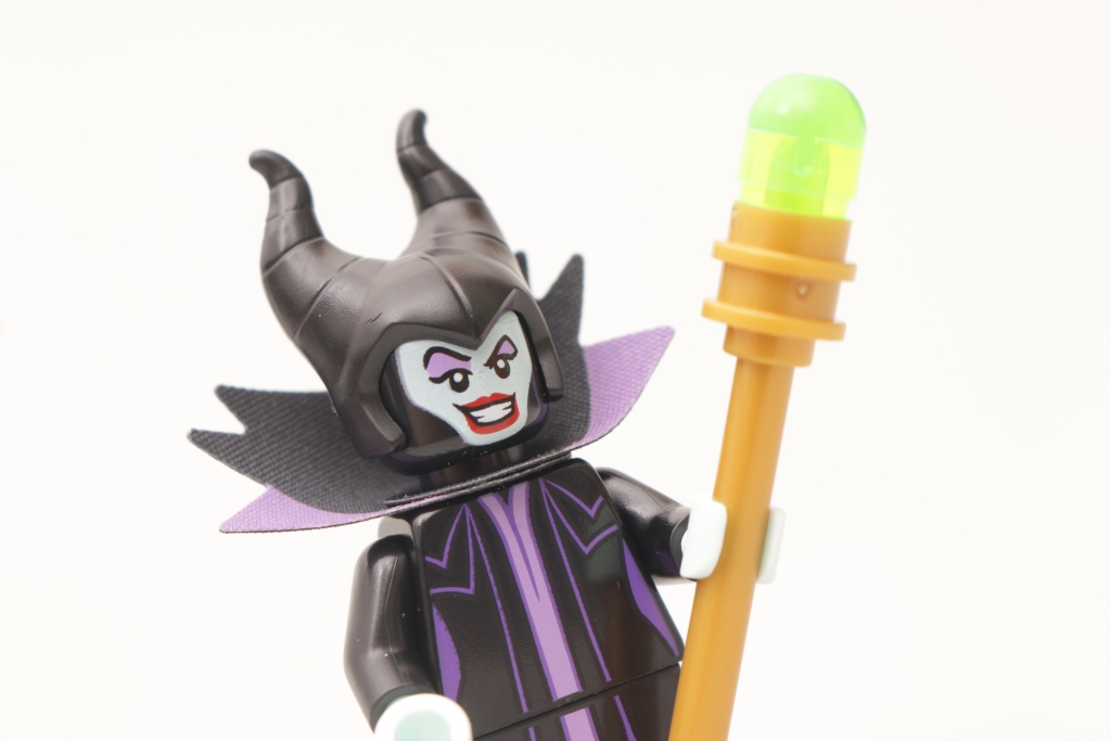LEGO Disney 100 43227 Villain Icons review 33 1024x683