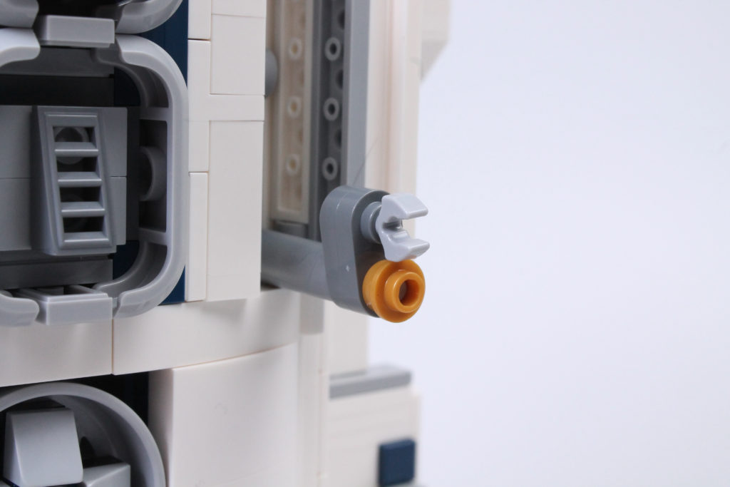 LEGO Star Wars 75308 R2 D2 review 35