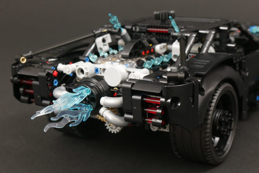 LEGO Technic 42127 Il Batman Recensione della Batmobile 27 1024x683
