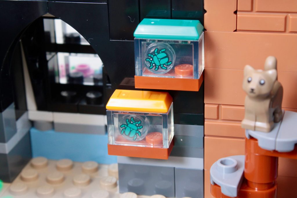 Reseña del LEGO Icons 10350 Tudor Corner 44 (1024 x 683)