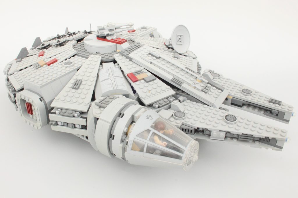 7965 Millennium Falcon wiederaufgeBauen 2 1024x683