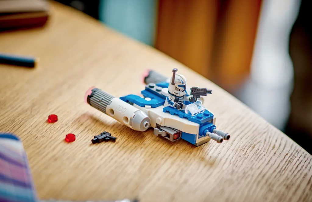 LEGO Star Wars 75391 Captain Rex Y wing Microfighter 1024x664