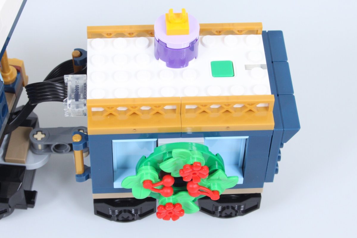 Lego 10361 Tren Exprés Navideño Potenciado 4 (1200x800)