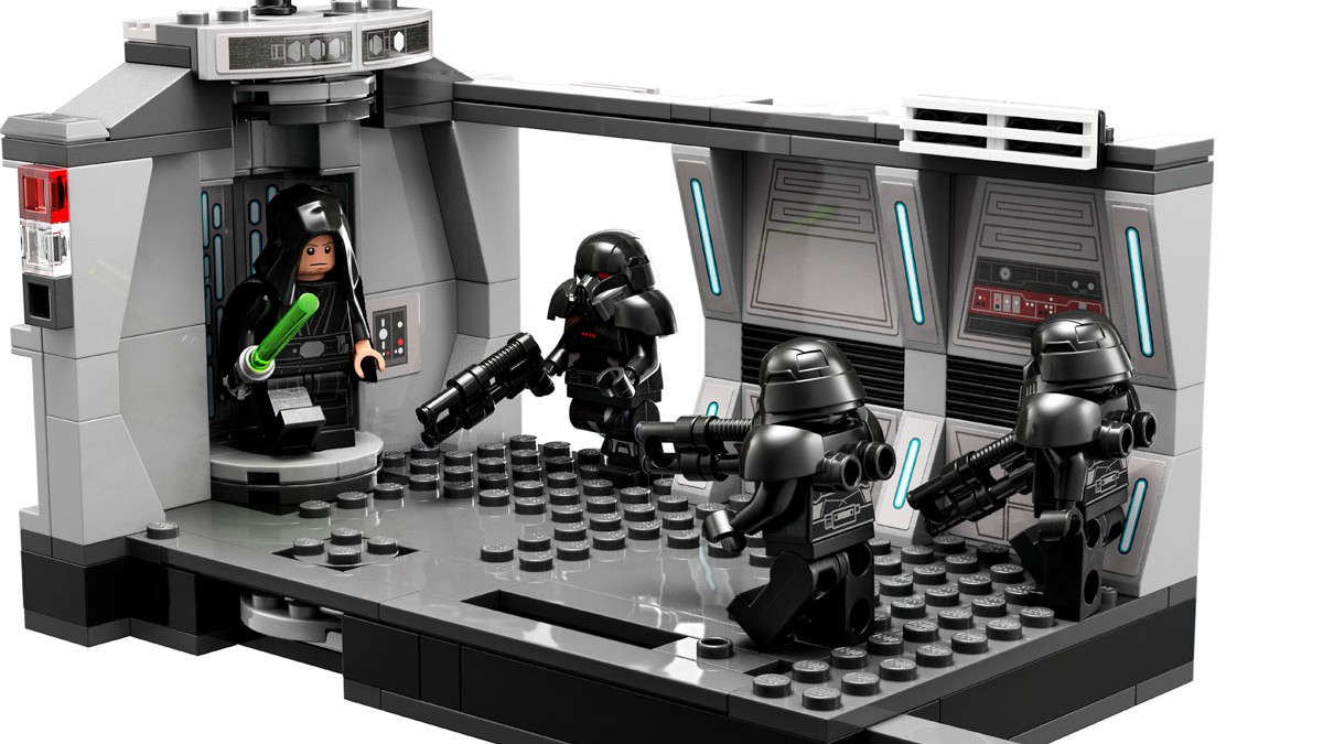 Tripling the size of LEGO Star Wars 75324 Dark Trooper Attack