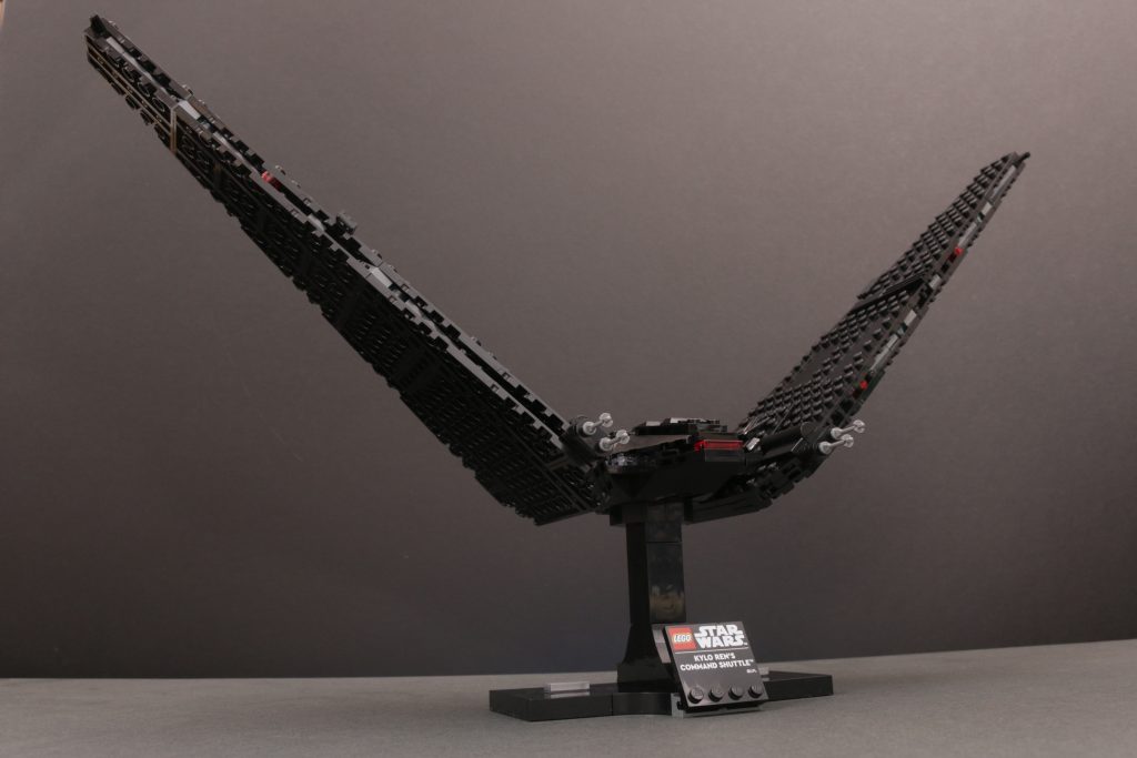 LEGO Star Wars 75406 Kylo Rens Command Shuttle anmeldelse 19 1024x683
