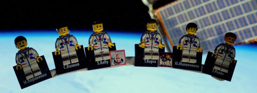 Minifigs.me in Space!