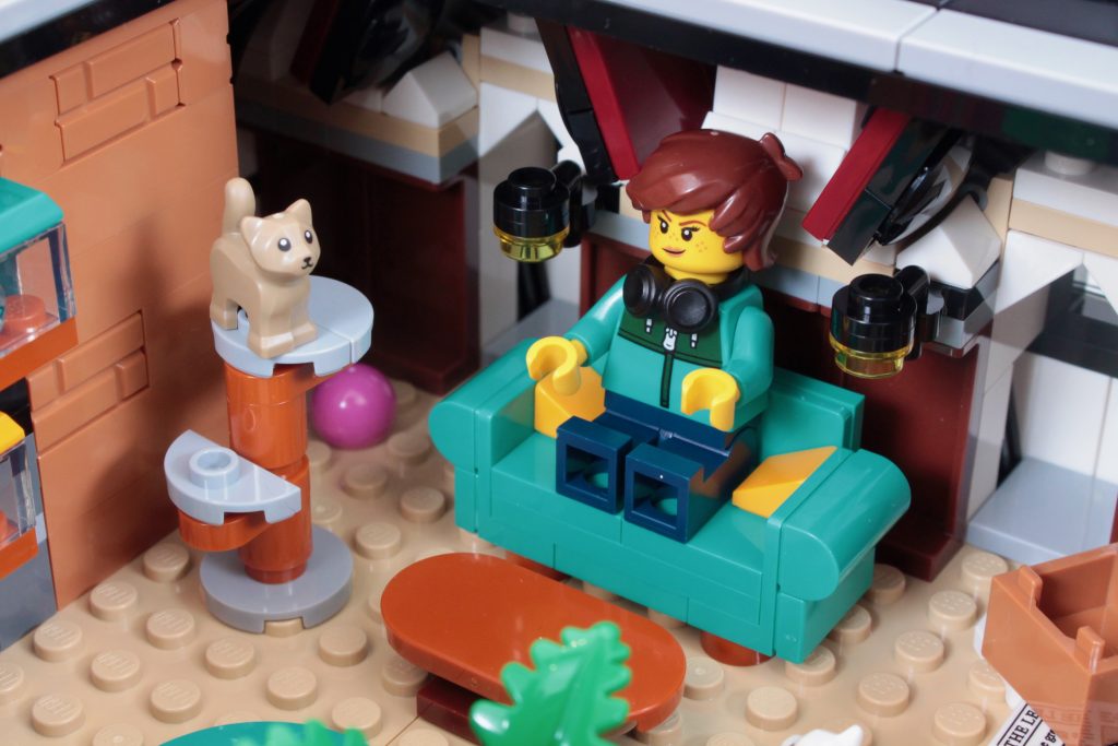Reseña del LEGO Icons 10350 Tudor Corner 43 (1024 x 683)