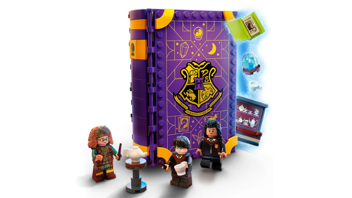 Microfigures and more arrive in new LEGO Harry Potter Hogwarts Moments