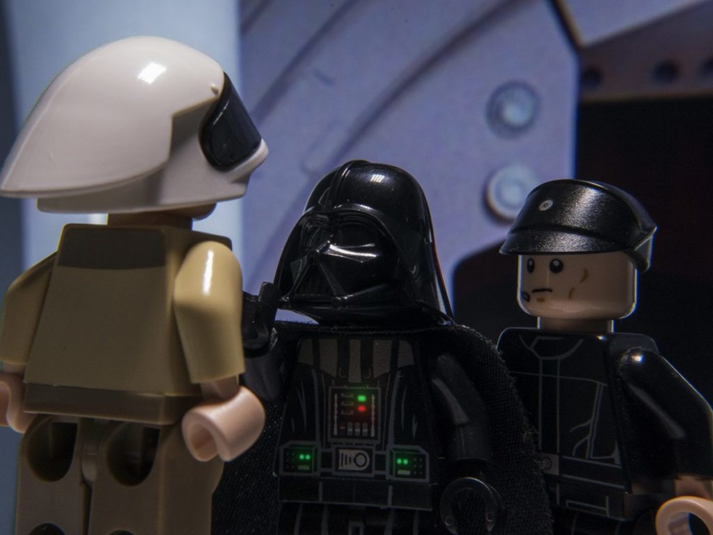 Brick Pic of the Day: Plans, please