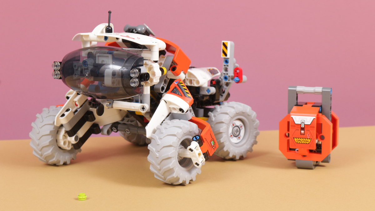 LEGO Technic 42178 Surface Space Loader review - Brick Fanatics