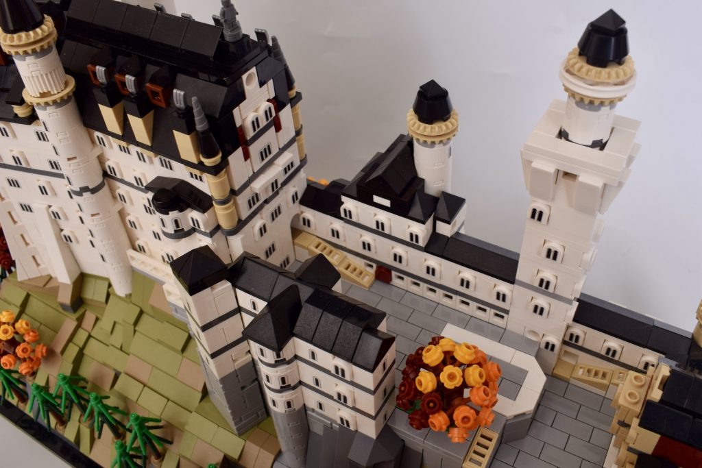 LEGO Architecture 21063 Schloss Neuschwanstein Rezension 6 1024x683