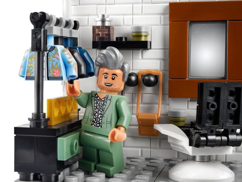 LEGO dla dorosłych 10291 Queer Eye The Fab 5 Loft 7 1 1024x768