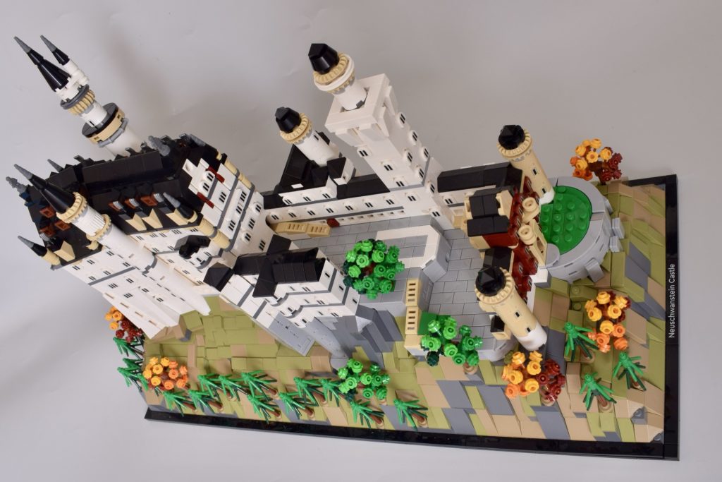 LEGO Architecture 21063 Schloss Neuschwanstein Rezension 40 1024x683