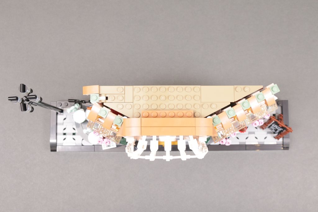 Reseña del LEGO Icons 10362 French Cafe (20 pulgadas, 1024 x 683 píxeles)