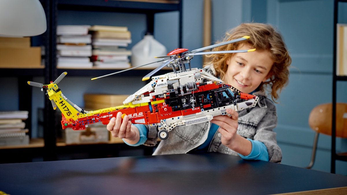 John Lewis discounts 42145 Airbus H175 Rescue Helicopter by 20%