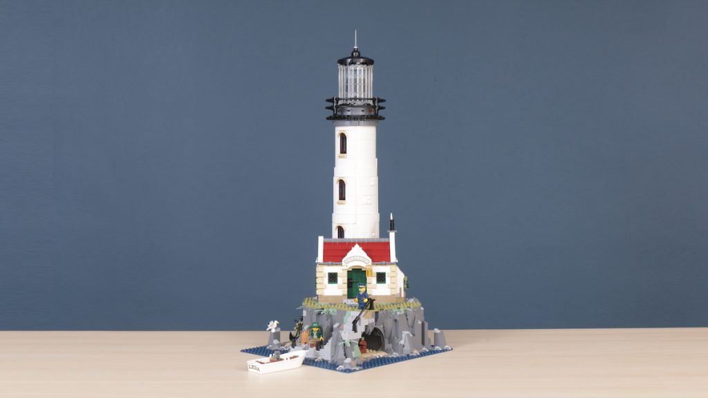 LEGO Ideas 21335 Motorised Lighthouse review title centre 1024x576