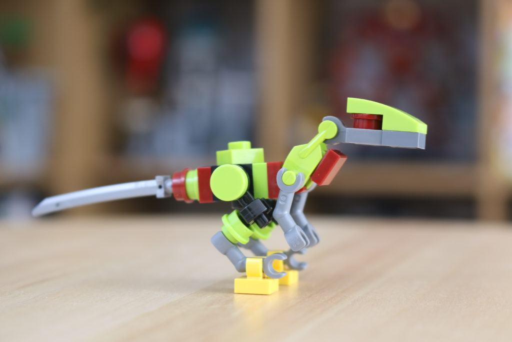 LEGO Jurassic World Robo Raptor build 1