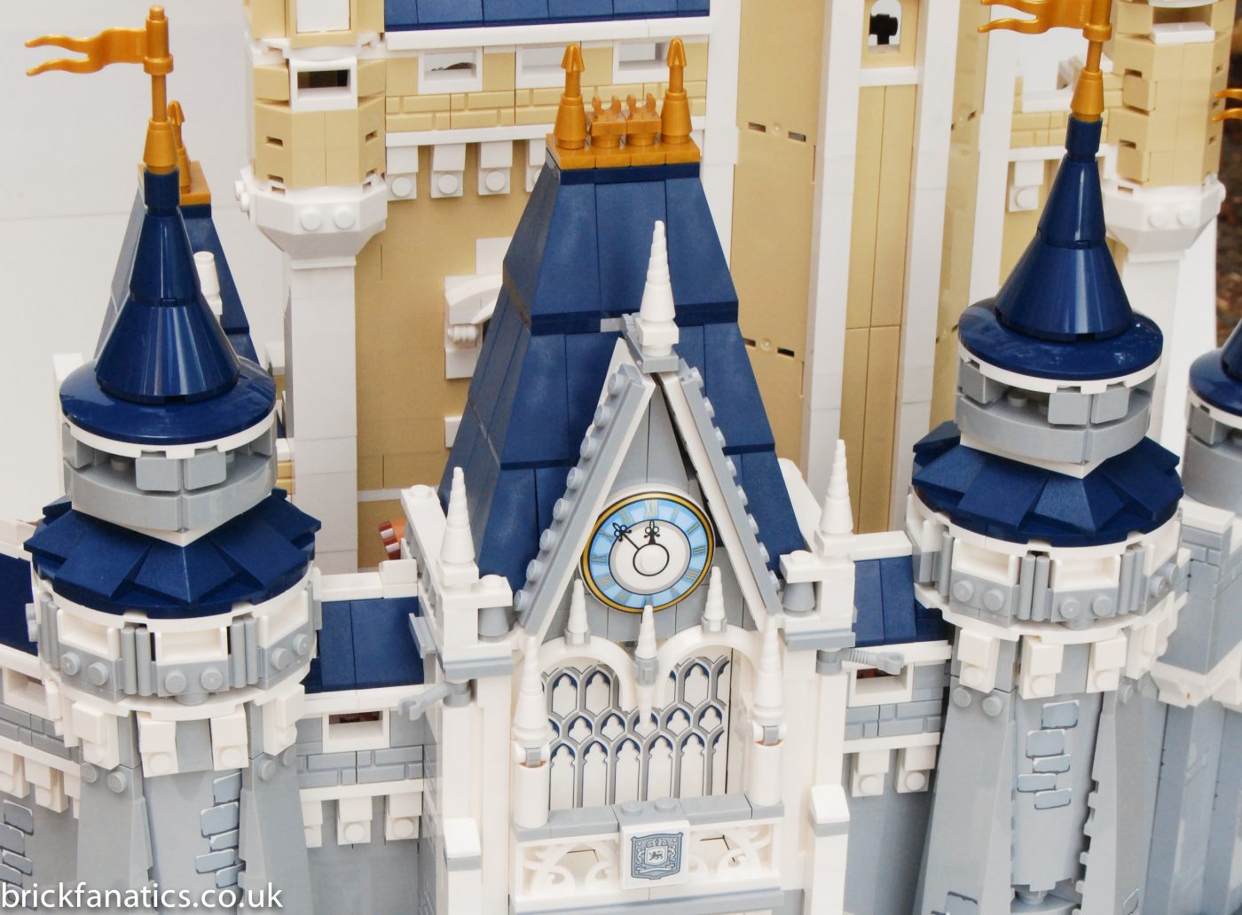 71040 The Disney Castle Review - Brick Fanatics