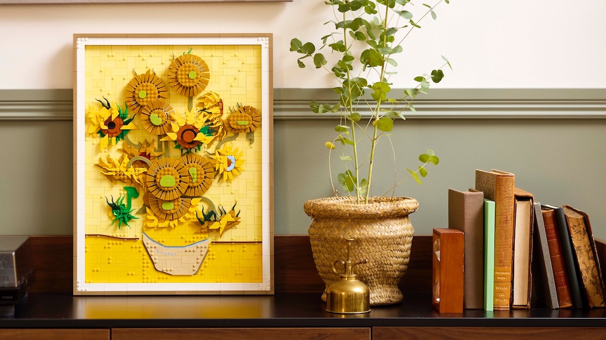 Costruzione LEGO Art Sunflowers literally follows in van Gogh's shoes