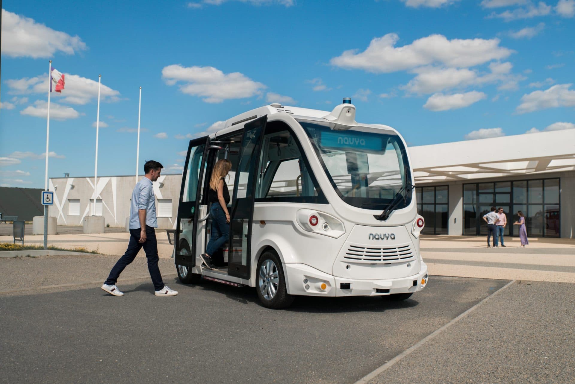 navya autonomous shuttle