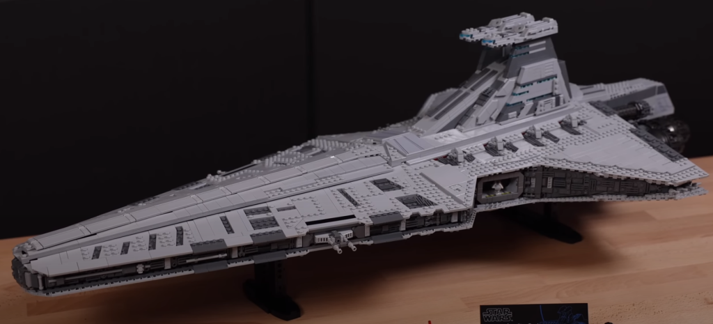 LEGO Star Wars cinza venator sólido brix studios 1024x465