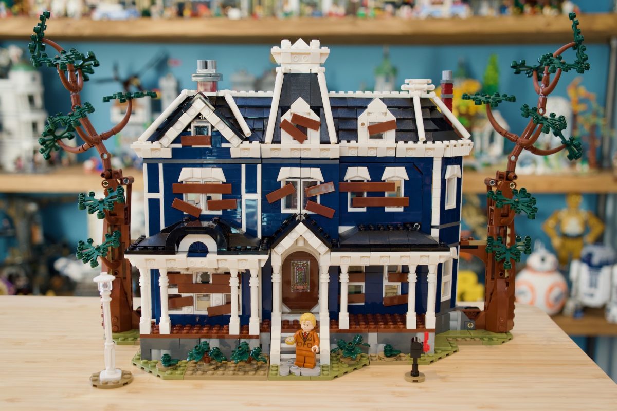 Iconos LEGO 11370 Stranger Things Reseña de Creel House 5 1200x800