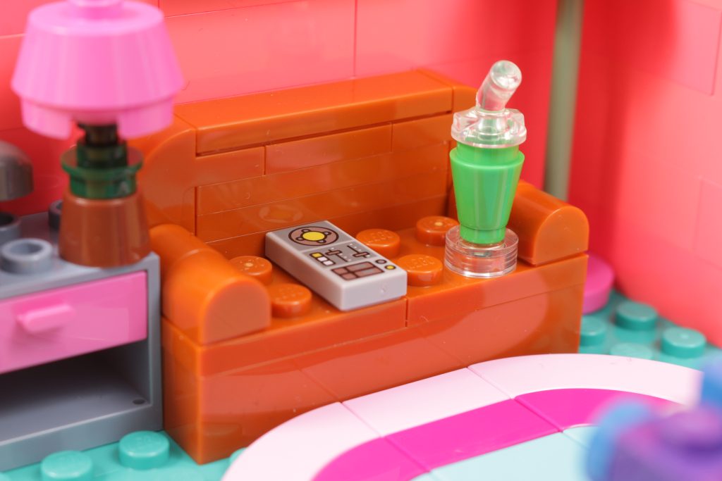 LEGO 5009325 The Simpsons Stue GWP anmeldelse 4 1024x683