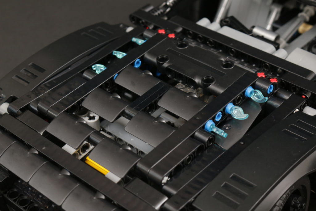 LEGO Technic 42127 Il Batman Recensione della Batmobile 10 1024x683