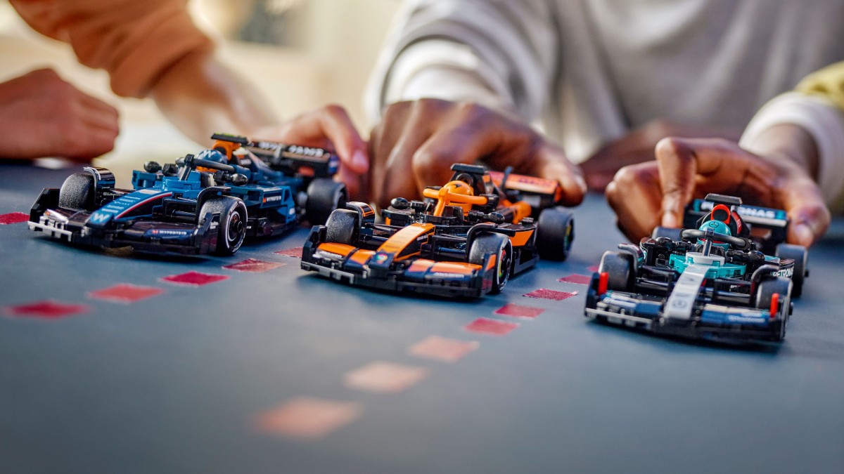There's something you need to know before the LEGO Insiders Weekend