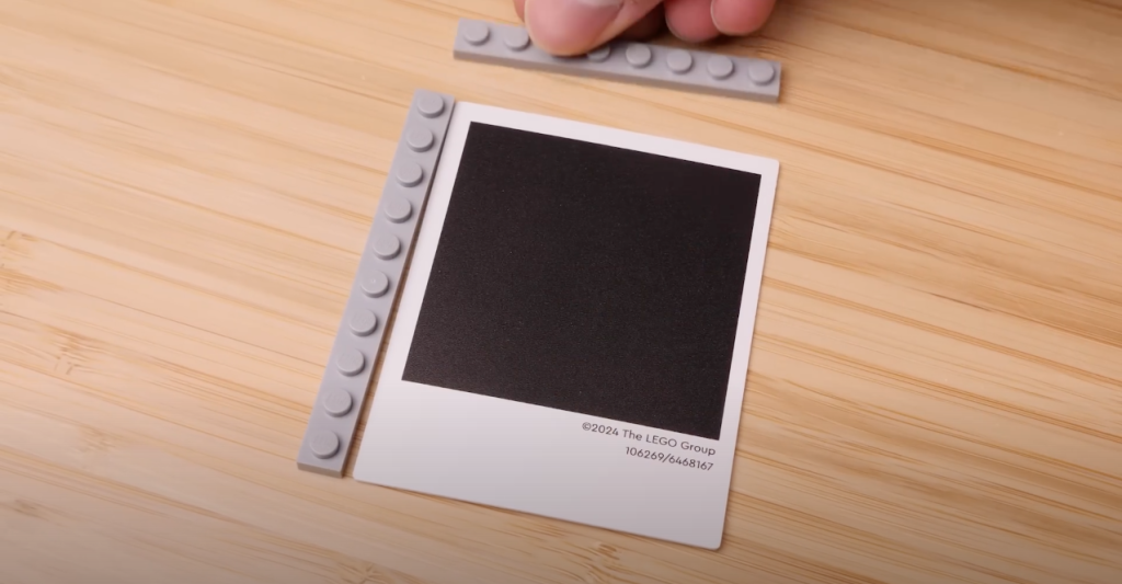 LEGO Ideas 21345 Polaroid OneStep SX 70 Kamera Cheesey Studios video 3 1024x533