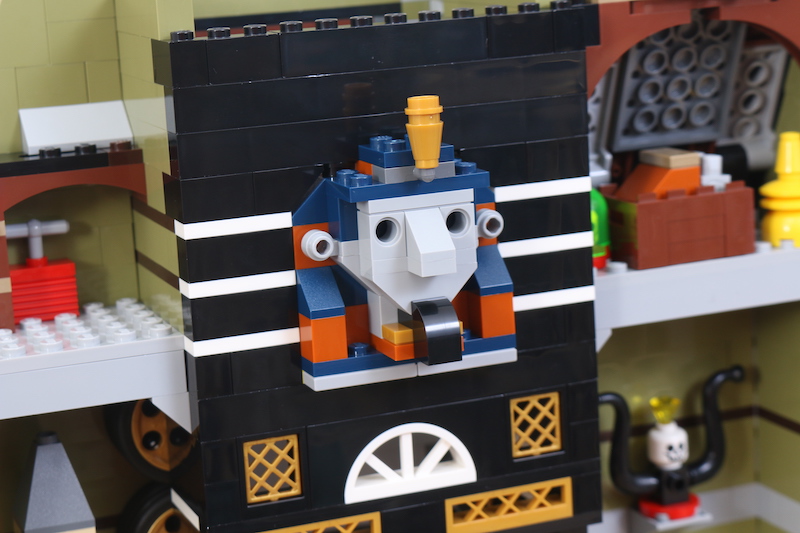 Recenzja zestawu LEGO Fairground Collection 10273 Nawiedzony dom 11 1