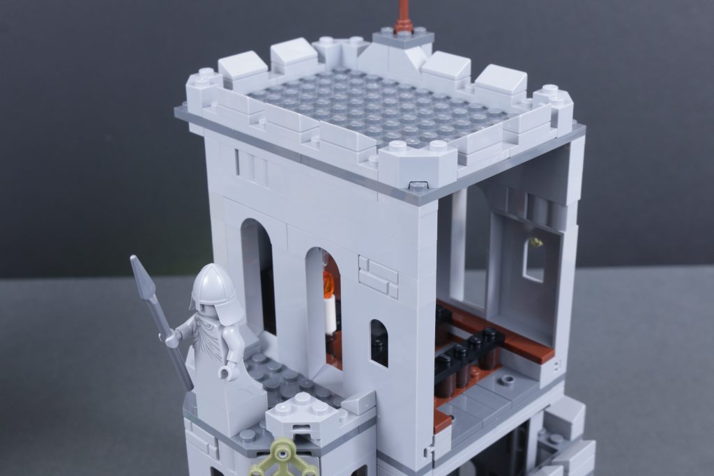 LEGO Harry Potter 76447 Castillo de Hogwarts Lecciones de vuelo Conversión de castillo LEGO 17 1024x683