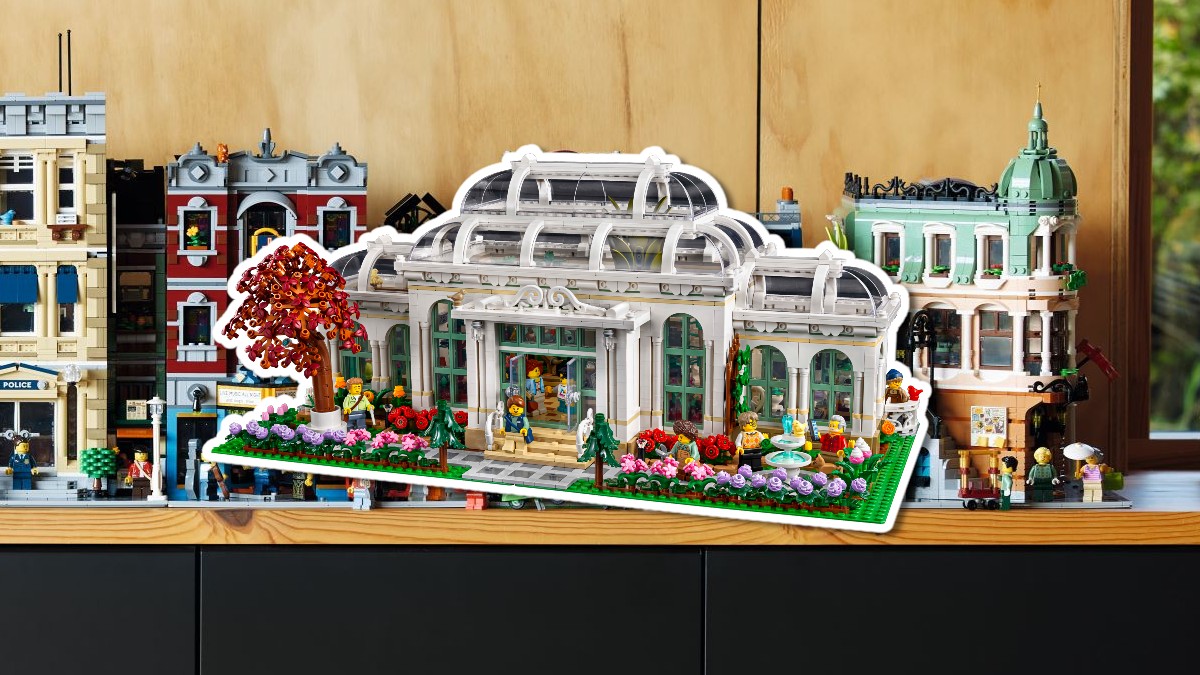 LEGO considers 21353 The Botanical Garden a modular building
